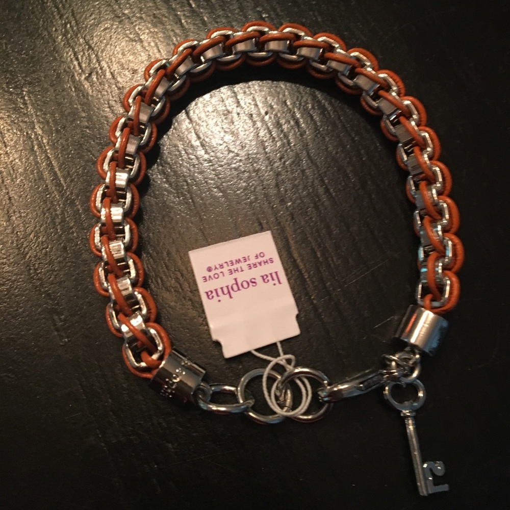 Bracelet